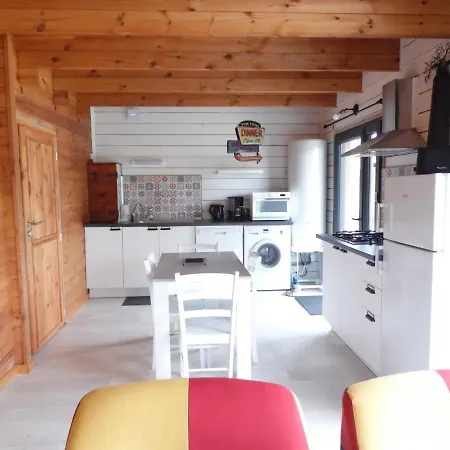 Chalet Cosy Climatise Avec Parking Et Internet Doue-la-Fontaine Exterior photo