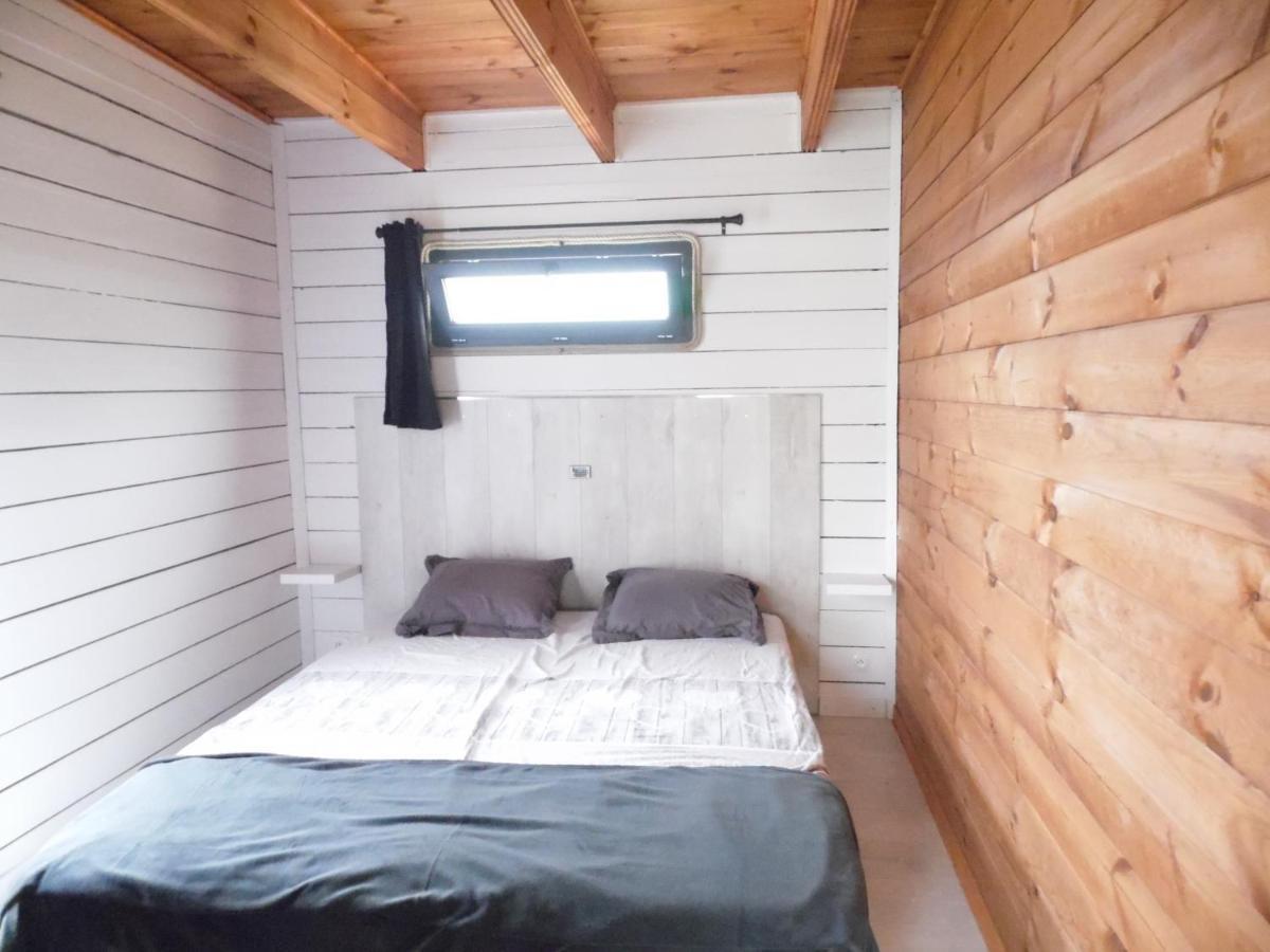 Chalet Cosy Climatise Avec Parking Et Internet Doue-la-Fontaine